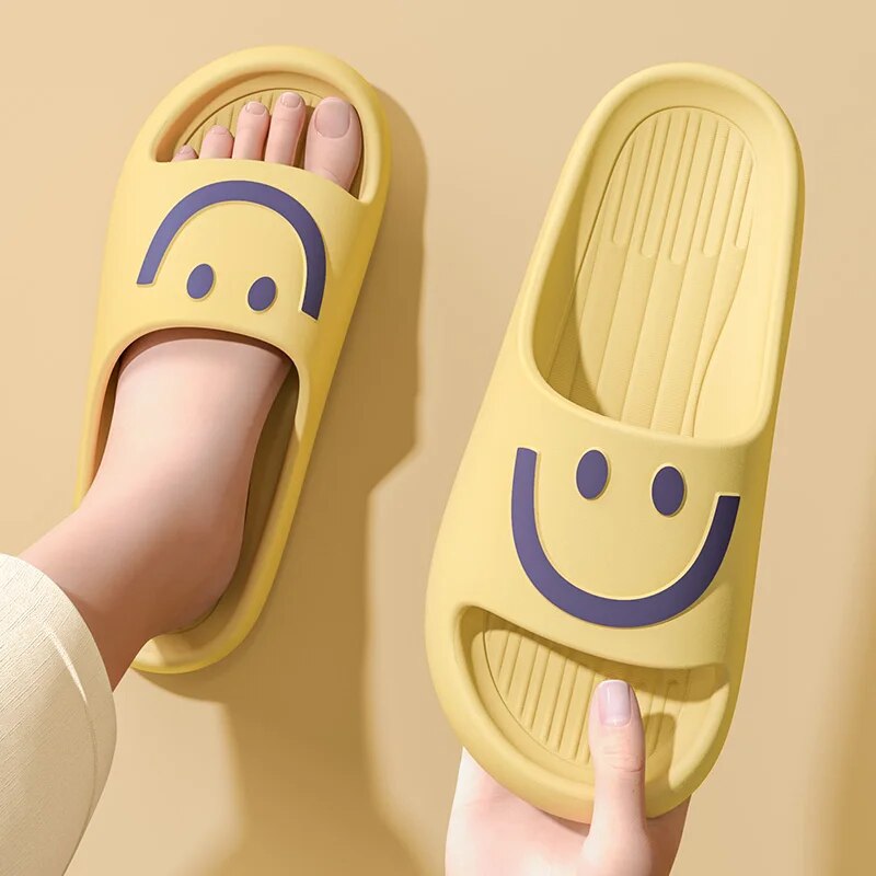 Men'S Shoes With Platform - Smiley Face Cloud Slippers Dames Heren