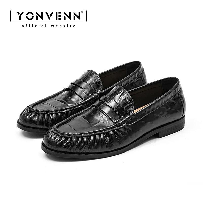 Parelmoerkleurige loafers van  - Men Shoes Boss recensie en prijs