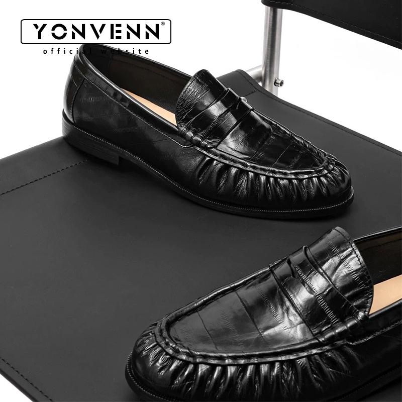 Parelmoerkleurige loafers van  - Men Shoes Boss recensie en prijs